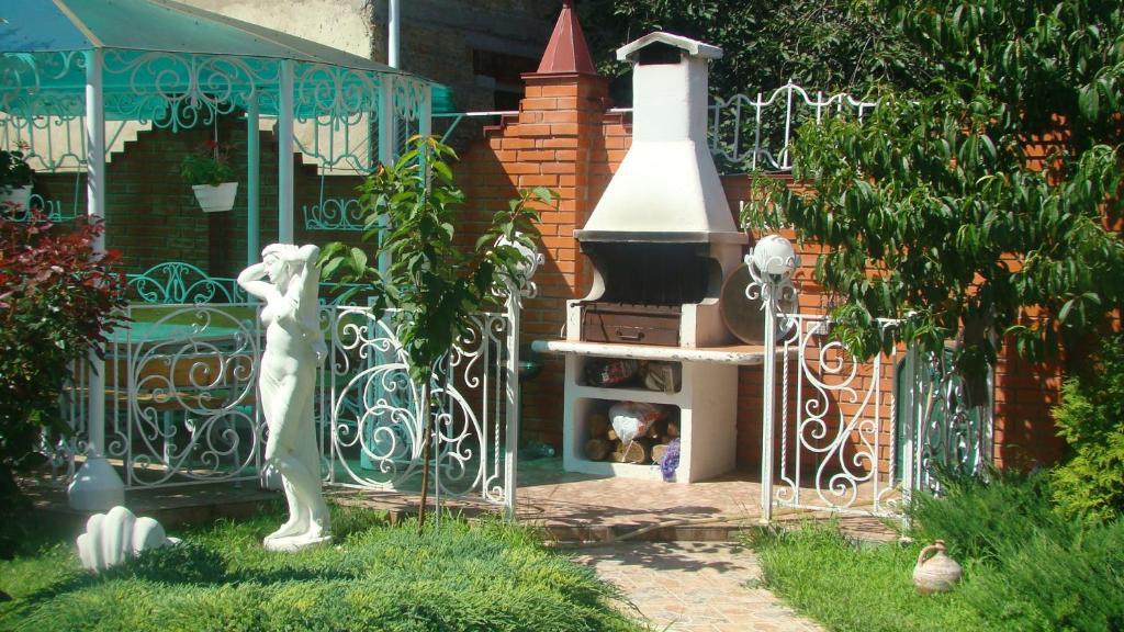 White House Apartments Odessa Chambre photo